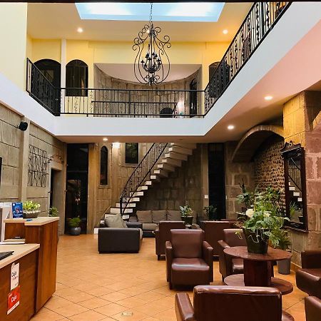 Hotel Leon Inn Екстер'єр фото