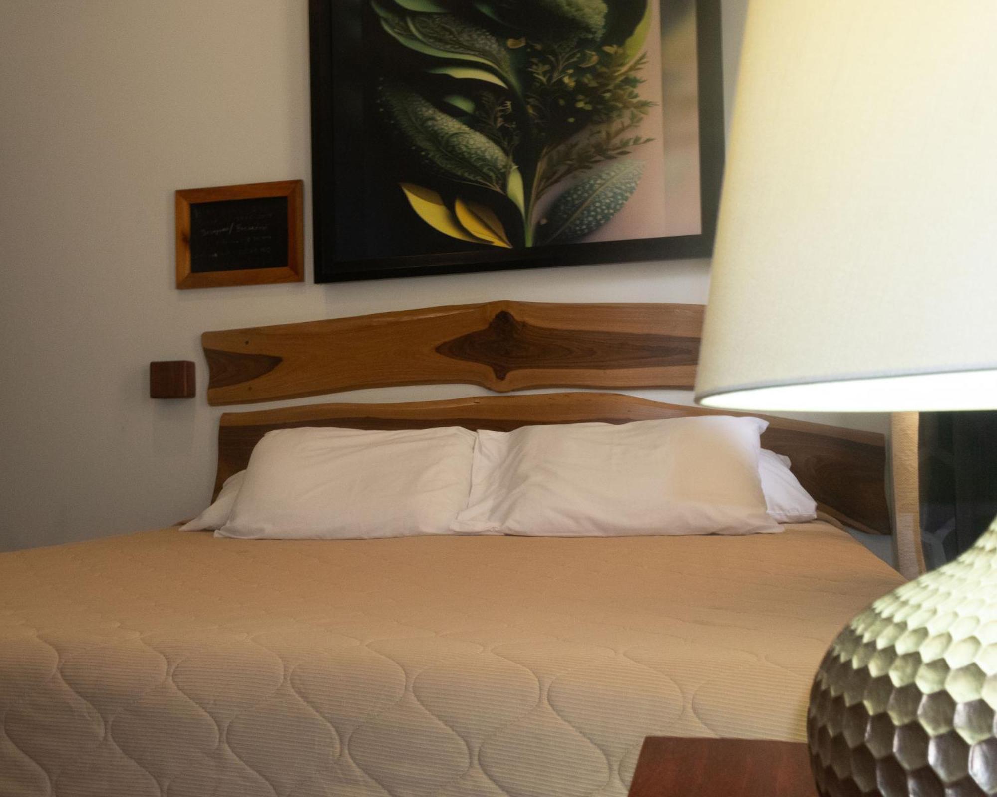 Hotel Leon Inn Екстер'єр фото